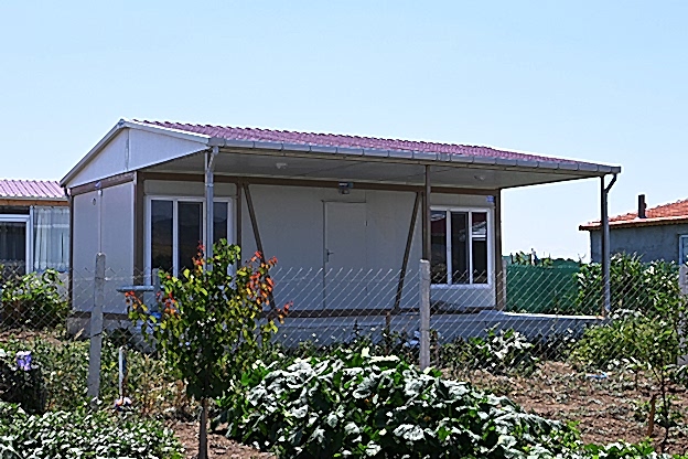 Будинки з контейнерів